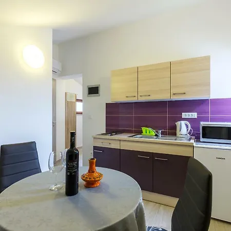 Apartman Suzi Póla